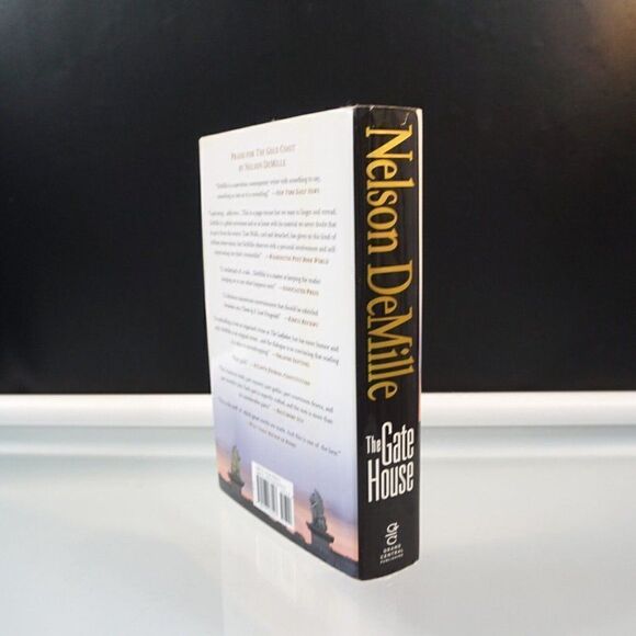 The Gate House By Nelson DeMille 2008 First Edition Hardcover - Picture 2 of 8